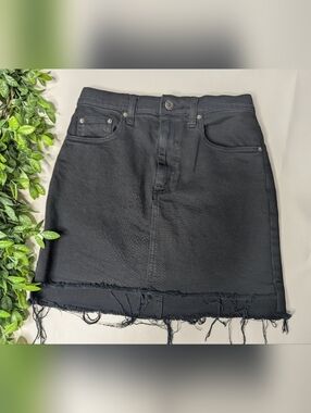 Aritzia Wilfred Free Black Distressed Hem Mini Skirt Size 4